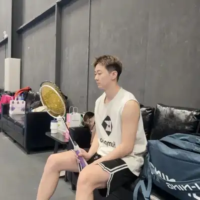 戴龙